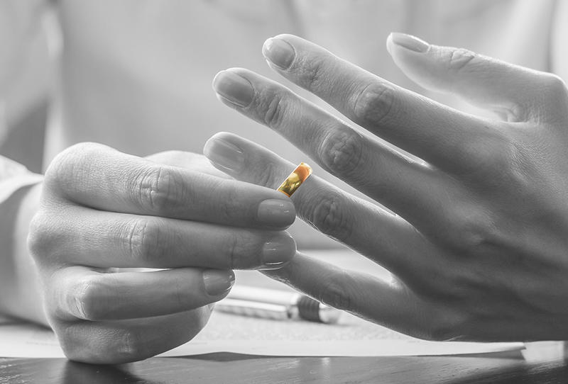 عدة المطلقة .. متى تبدأ ومتى تنتهي؟