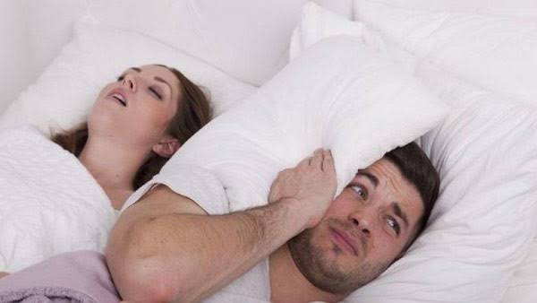 قناع للوجه لمكافحة توقف التنفس أثناء النوم والشخير