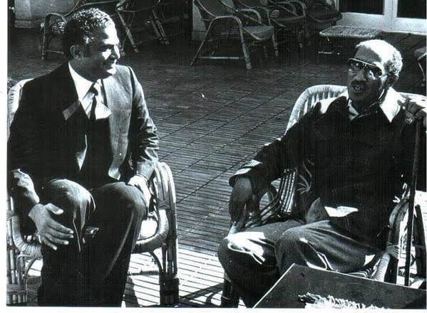 - متولى والرئيس الراحل محمد انور السادات - متولى والرئيس الراحل محمد انور السادات