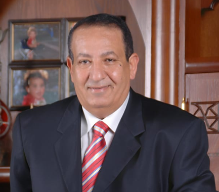 رجل الأعمال كامل أبو على رجل الأعمال كامل أبو على