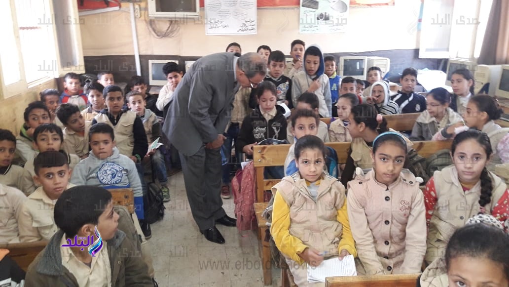 زيارة محافظ كفرالشيخ لقرية إسحاقة