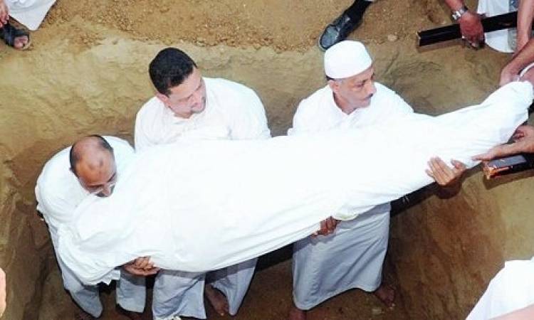حكم الدعاء جهرًا عند الدفن حكم الدعاء جهرًا عند الدفن