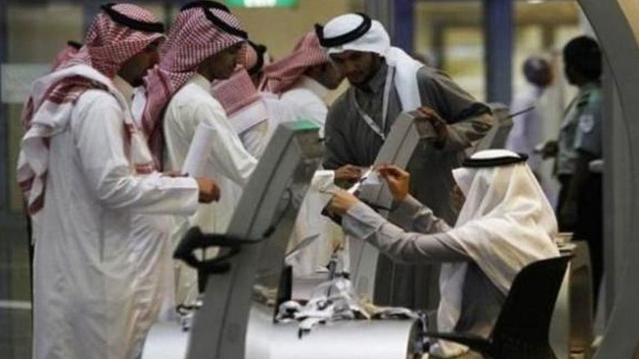 بدء التقديم لوظائف شاغرة في 3 جهات حكومية سعودية