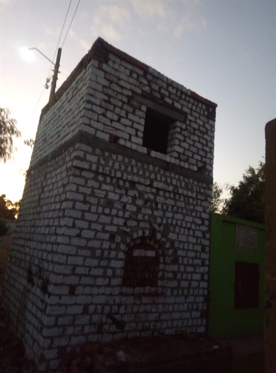 المقبرة 