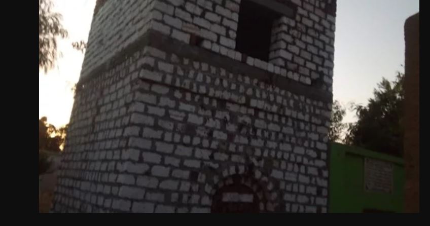 مقبرة من دورين
