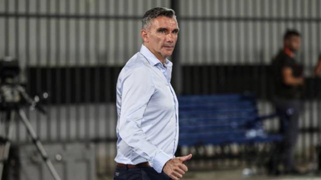 كارتيرون المدير الفني لنادي الزمالك كارتيرون المدير الفني لنادي الزمالك