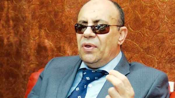 مبروك عطية ينصح الزوجية بأفضل طريقة لاستخدام السوشيال ميديا