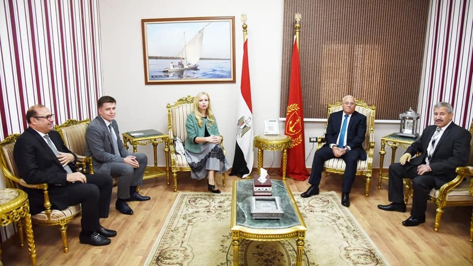 جانب من لقاء القائم بأعمال السفارة الروسية بمحافظ بورسعيد جانب من لقاء القائم بأعمال السفارة الروسية بمحافظ بورسعيد