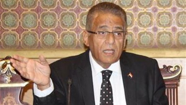 إبراهيم شاهين وكيل نقابة المعلمين 