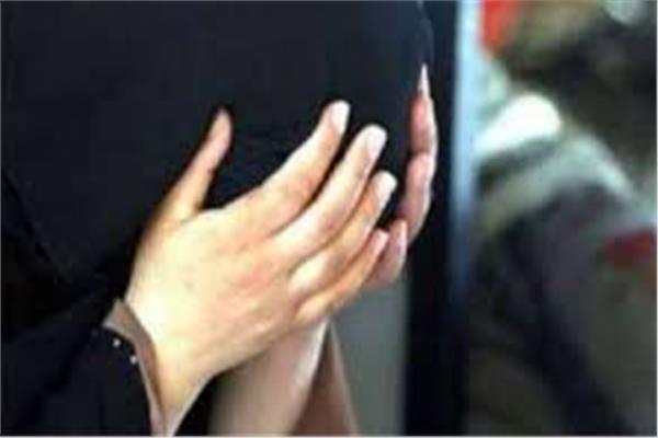 ربة منزل ربة منزل