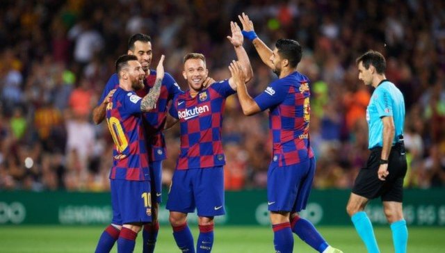 فريق برشلونة فريق برشلونة