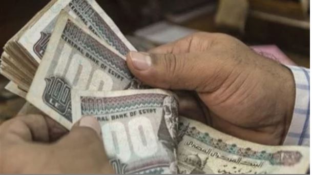 بعد قرار زيادته لـ 2000 جنيه.. تطورات أزمة تطبيق الحد الأدنى