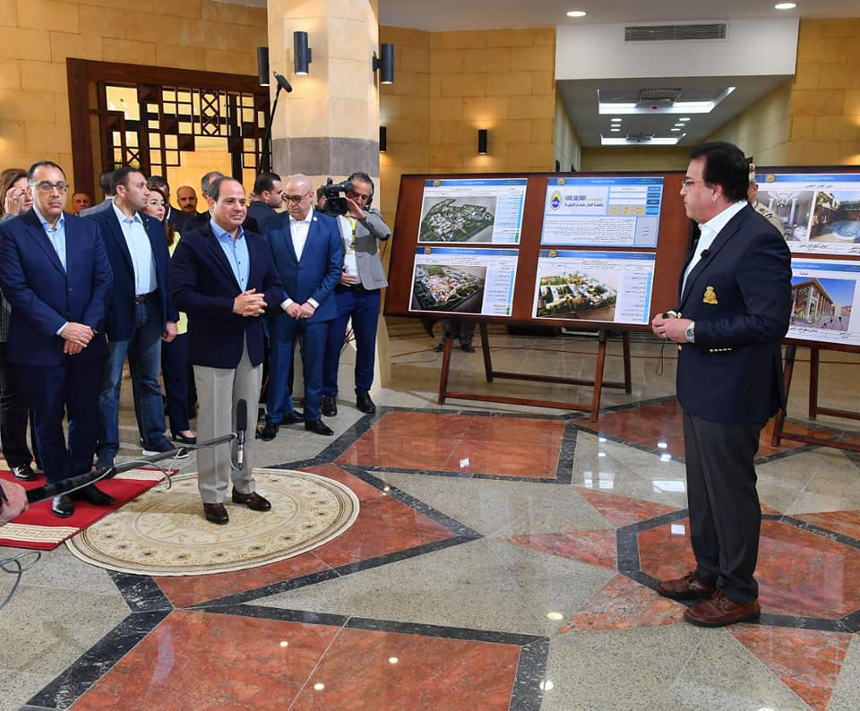 الرئيس السيسي يتفقد جامعة الملك سلمان 