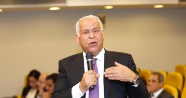 فرج عامر