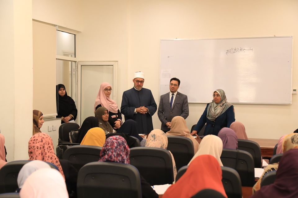 "البحوث الإسلامية" يعقد دورة تدريبية لواعظات الأزهر "البحوث الإسلامية" يعقد دورة تدريبية لواعظات الأزهر