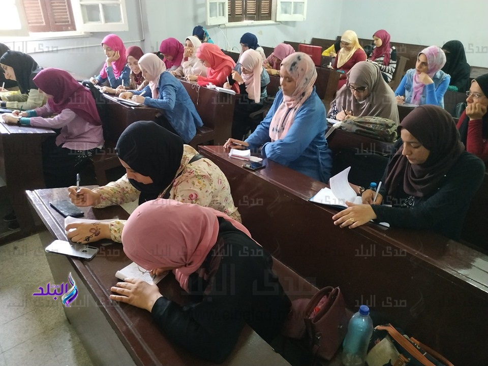 جامعة الأزهر تنفى منع الطلاب من أداء الإمتحانات