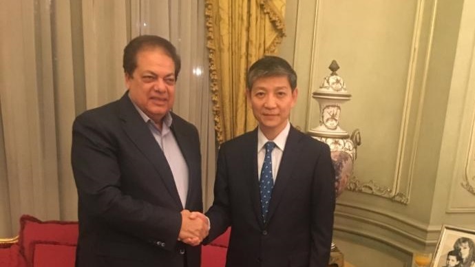 رجل الأعمال محمد أبو العينين وسفير الصين بالقاهرة