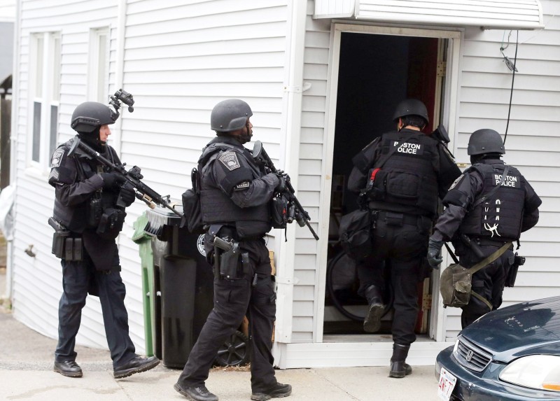 قوات الامن الامريكية تداهم منزل حسن القحطاني في نيو مكسيكو