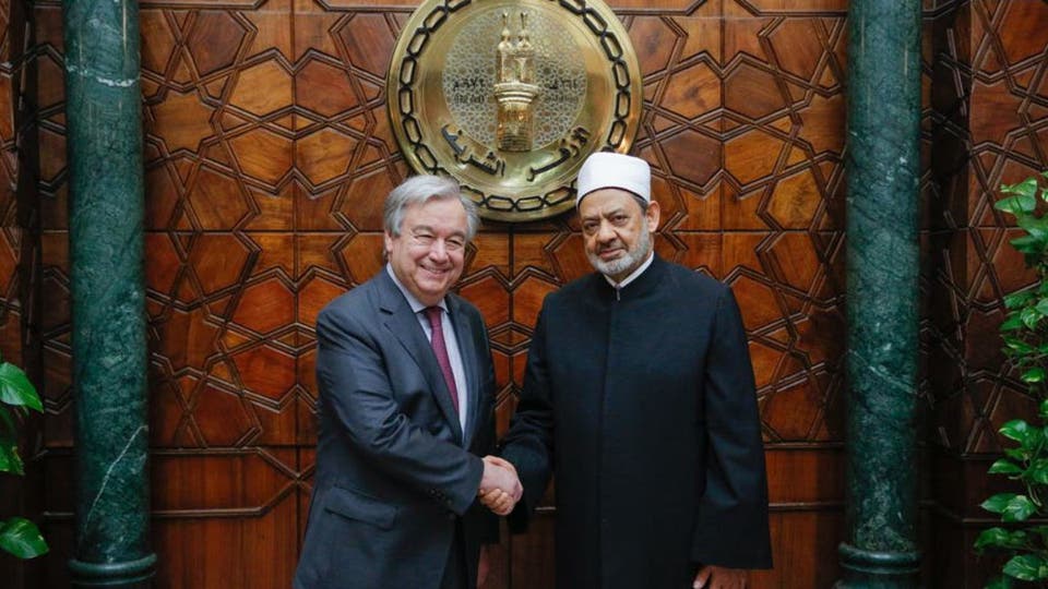 نشاط شيخ الأزهر في 2019 .. اتصال هاتفي مع محمد صلاح