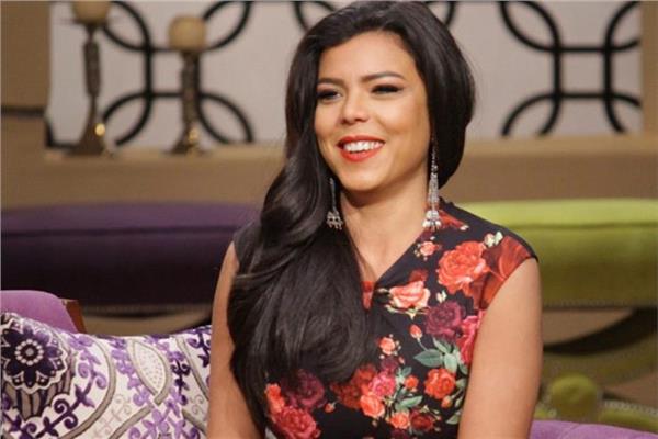 الفنانة ناهد السباعي