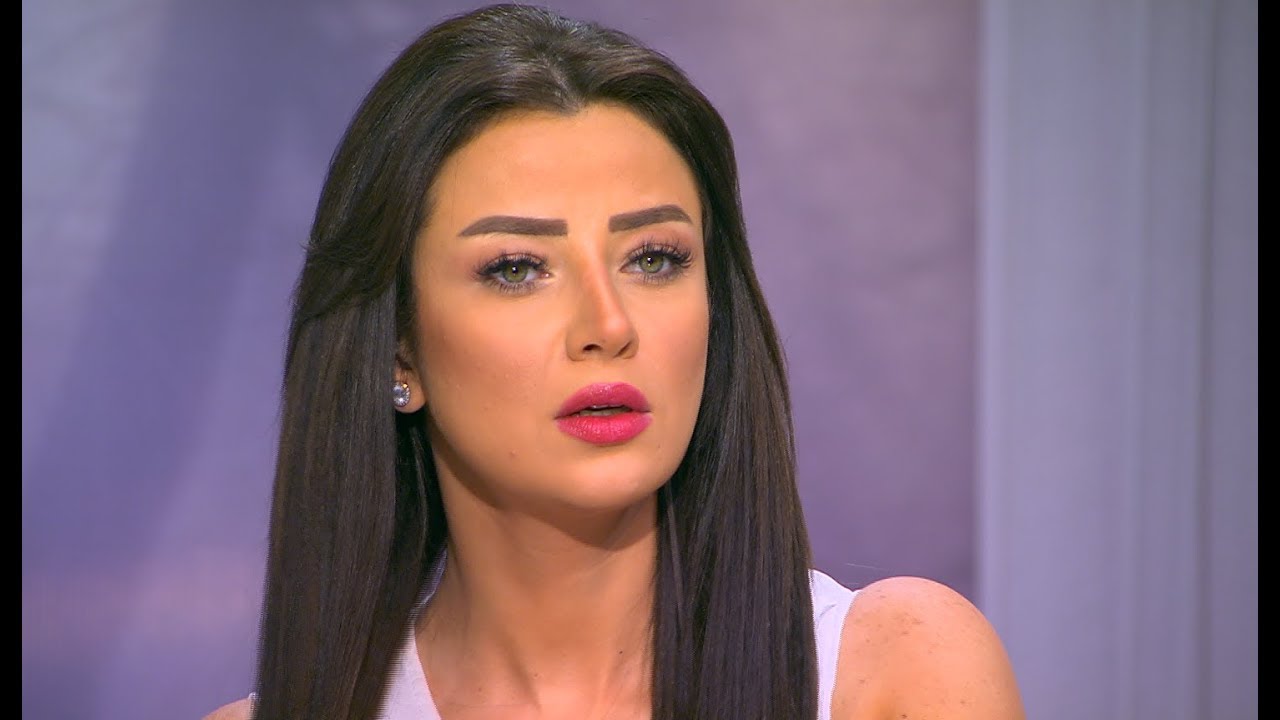 الإعلامية رضوى الشربينى