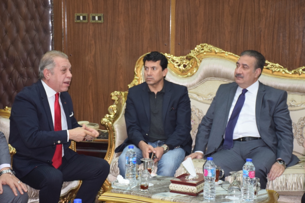 الوزير مع محافظ المنوفية الوزير مع محافظ المنوفية