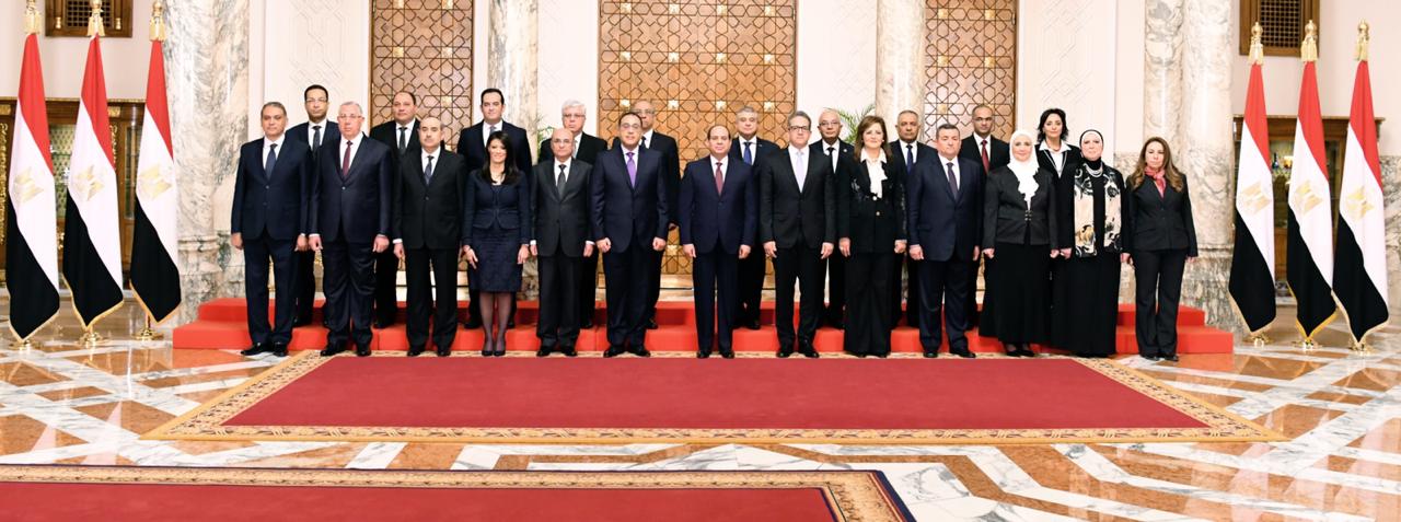 الرئيس عبد الفتاح السيسي الرئيس عبد الفتاح السيسي