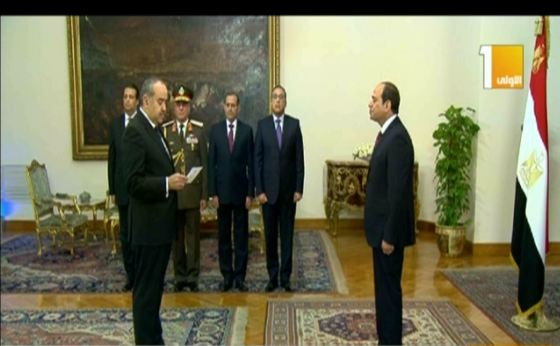 وزير الطيران المدنى الجديد