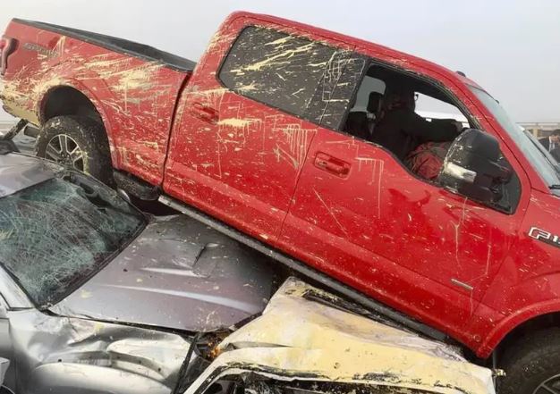 لحظة تصادم 63 سيار في ولاية فرجينيا الأمريكية