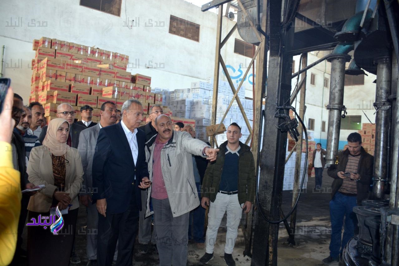 محافظ القليوبية يتفقد عدد من المناطق الصناعية بالخانكة