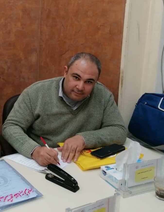 الدكتور الحسيني عوض عضو مجلس نقابة الأطباء البيطريين