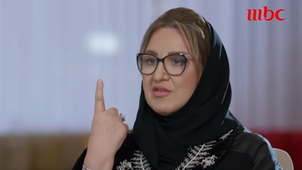 عزيزة جلال 