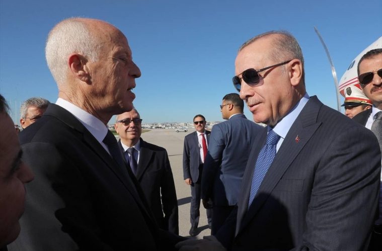 أردوغان والرئيس التونسي قيس سعيد 