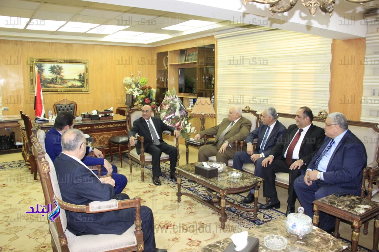 وزير العدل يستقبل رئيس الهيئة الوطنية للانتخابات