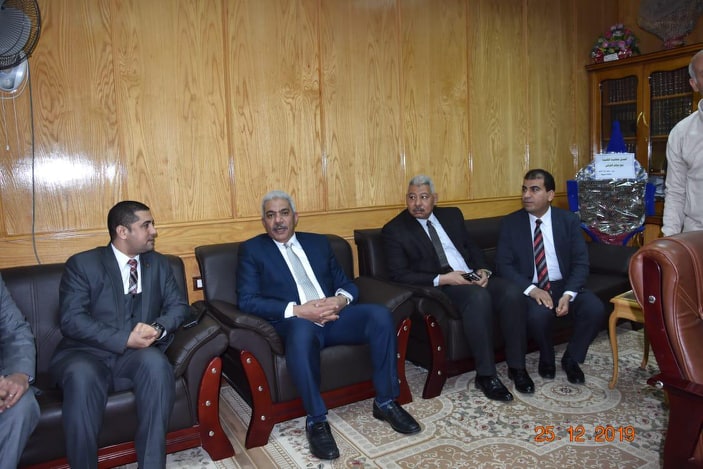  رئيس الجهاز التنفيذي لمحو الأمية