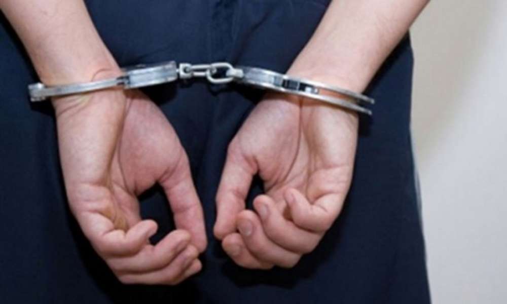 ضبط ٣ أشخاص كونوا تشكيل عصابي ضبط ٣ أشخاص كونوا تشكيل عصابي