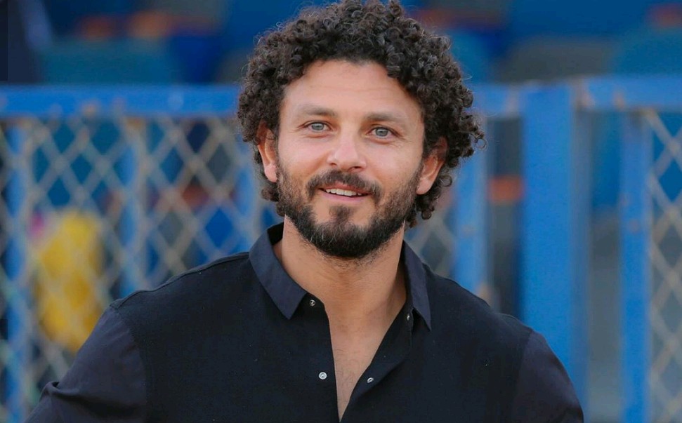 حسام غالى