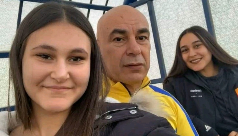 حسام حسن وبناته حسام حسن وبناته