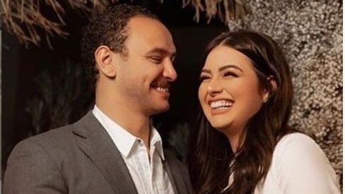 هنادى مهنا وأحمد خالد صالح 