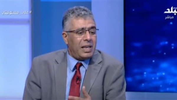 الكاتب الصحفى عماد الدين حسين 