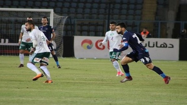 لقاء بيراميدز والمصري 