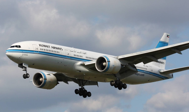  وزير الدفاع الكويتي يغادر إلى السعودية