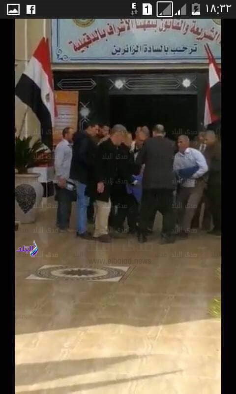 طرد طالب بسبب تأخره على الامتحان