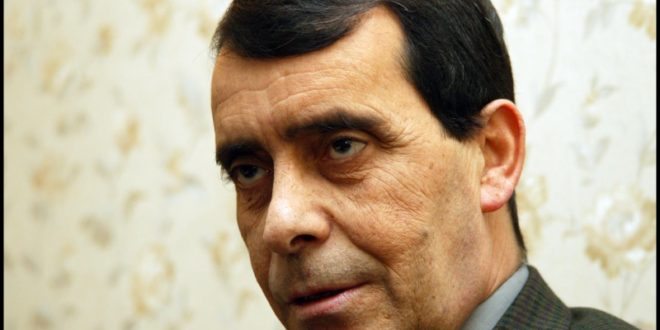 الجنرال المتقاعد حسين بن حديد الجنرال المتقاعد حسين بن حديد