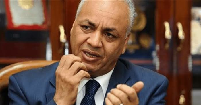 مصطفى بكرى