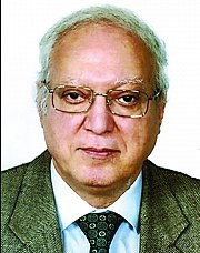 العالم المصري نبيل علي العالم المصري نبيل علي
