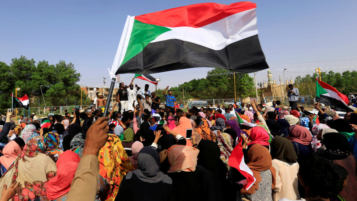 لجنة من مجلسي السيادة والوزراء بالسودان تبحث وثيقة للتعايش ا لجنة من مجلسي السيادة والوزراء بالسودان تبحث وثيقة للتعايش ا