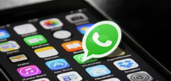 WhatsApp WhatsApp