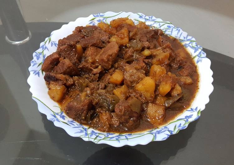 كباب حلة بالبطاطس