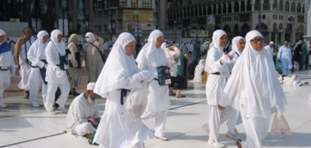 كيف تقصر المرأة من شعرها في الحج والعمرة إذا لم يكن طويلا